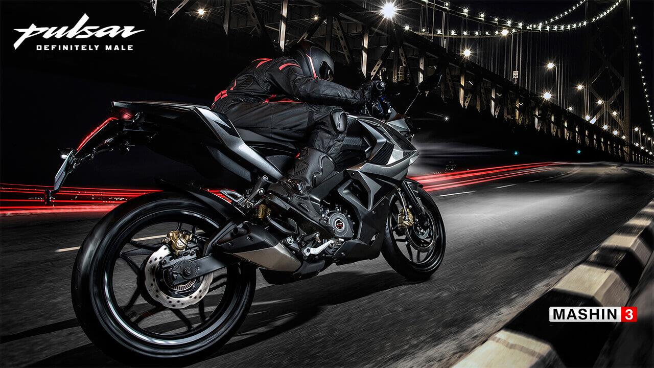 پالس RS200باجاج